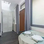 Rent 2 bedroom apartment of 35 m² in Turin