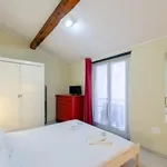 Rent 1 bedroom apartment in Genoa