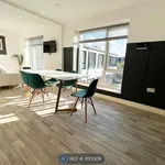 Rent 1 bedroom flat in Wales