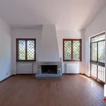 Affitto 5 camera casa di 220 m² in Lonato del Garda