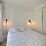 Rent 2 bedroom apartment of 29 m² in Paris