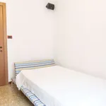 Rent a room in rome