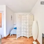 Rent 1 bedroom apartment of 30 m² in Saint-Denis