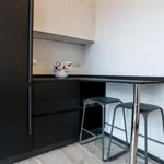 Rent 1 bedroom apartment of 85 m² in milan