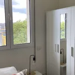 Rent a room of 138 m² in bilbao