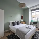 Rent a room in lisbon