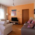 Rent 2 bedroom apartment of 68 m² in Milan