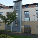 Rent 2 bedroom apartment in Johnstone