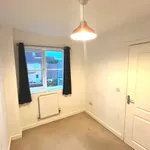 Rent 3 bedroom flat in East Of England