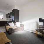 Rent 5 bedroom flat in West Midlands