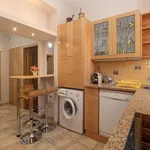 Rent 3 bedroom apartment of 80 m² in Budapest