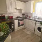 Rent 2 bedroom flat in South East England