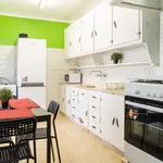 Rent 4 bedroom apartment in Lisbon