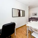 Rent 1 bedroom apartment of 45 m² in madrid