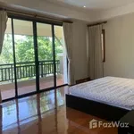 Rent 4 bedroom house of 345 m² in Phuket