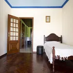 Rent 4 bedroom apartment in Lisbon