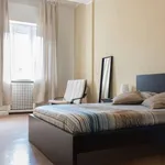 Rent a room in milan