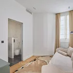 Rent 3 bedroom apartment of 96 m² in Paris