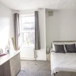 Rent 5 bedroom house in Leeds