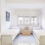 Rent a room in milan