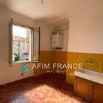 Appartement de 75 m² avec 3 chambre(s) en location à Beausoleil