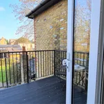 Rent 2 bedroom apartment of 861 m² in London