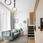 Appartement de 29 m² avec 3 chambre(s) en location à Paris