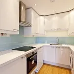 Rent 2 bedroom flat in Elmbridge