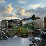 Room to rent in Moore Avenue, Grays, Essex RM20