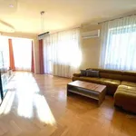 Rent 3 bedroom apartment of 105 m² in Gyor