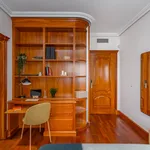 Rent 7 bedroom apartment in Madrid