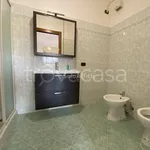 Rent 5 bedroom apartment of 95 m² in Latina