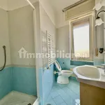 Rent 5 bedroom apartment of 130 m² in Naples