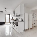 Rent 5 bedroom apartment in Paris