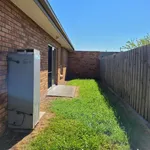 Rent 3 bedroom apartment in Melbourne