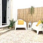 Rent 2 bedroom apartment of 70 m² in lisbon