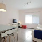 Rent 3 bedroom apartment of 70 m² in barcelona