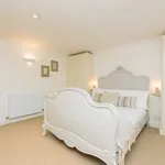 Rent 1 bedroom apartment of 797 m² in Bath