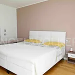 Rent 4 bedroom apartment of 190 m² in Assago