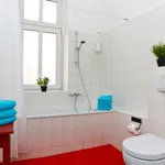 Rent 3 bedroom apartment of 97 m² in Berlin