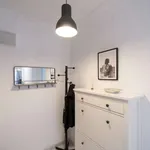 Rent 2 bedroom apartment of 75 m² in valencia