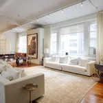 Rent 4 bedroom apartment of 427 m² in New York