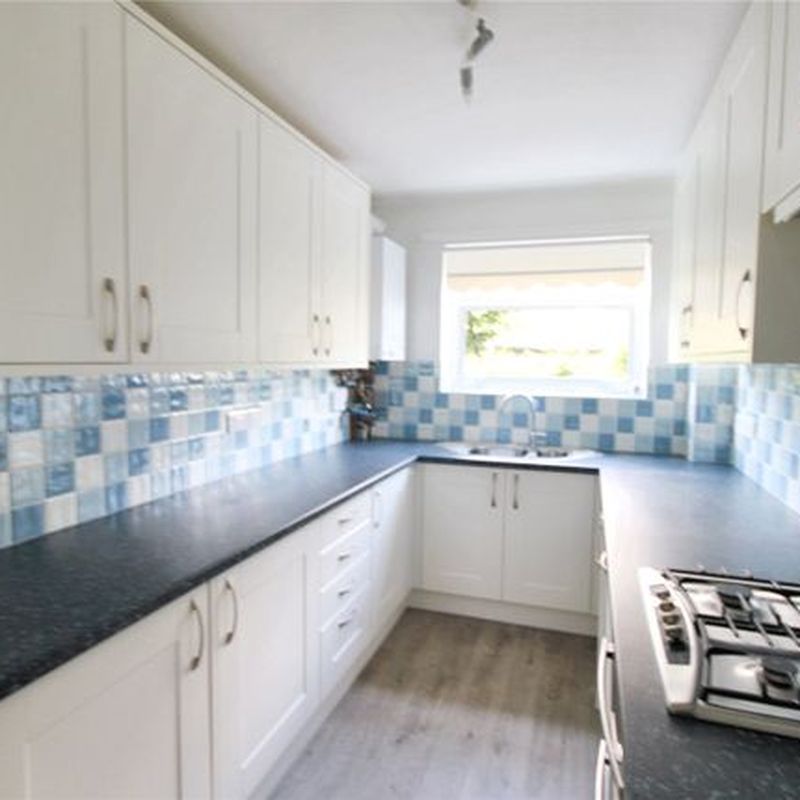 Flat to rent in Pilmer Road, Crowborough, East Sussex TN6