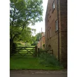 Rent 3 bedroom house in East Midlands