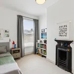 Rent 4 bedroom house of 154 m² in London