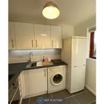 Rent 2 bedroom flat in Colchester