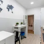 Rent a room of 125 m² in Madrid