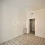 Rent 3 bedroom apartment of 90 m² in Novara