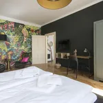 Pronajměte si 1 ložnic/e byt o rozloze 45 m² v Prague