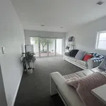 Rent 4 bedroom house in Auckland